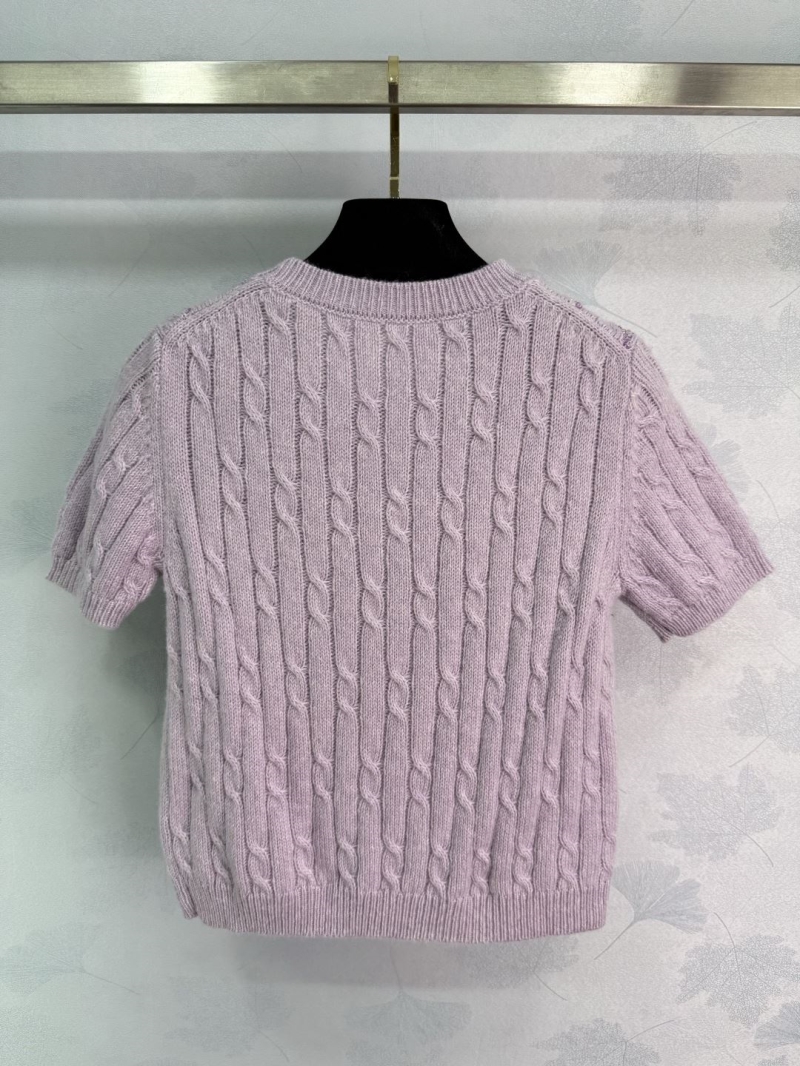 Gvc*1 sweaters